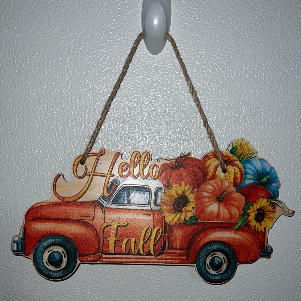 Brand new fall truck decor, only pullled out of package to take a pic